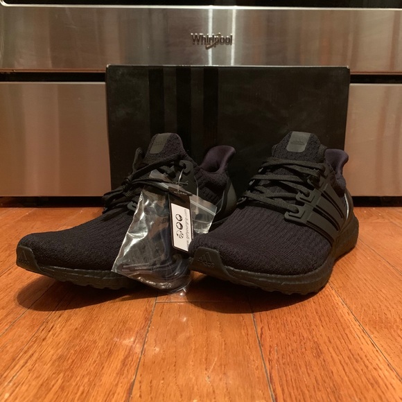 NWT Miadidas Ultraboost Blk Xeno Reflective10.5 DS - Picture 2 of 9